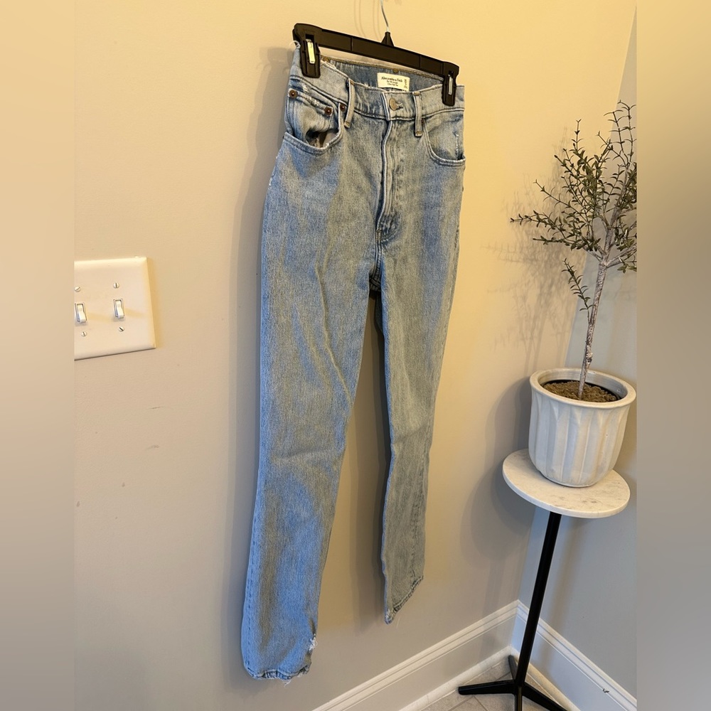 Abercrombie & fitch the 90’s straight ultra high rise jeans